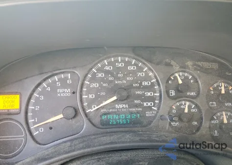 2002 Chevrolet Tahoe K1500 из США, поврежденный, VIN 1GNEK13Z62J130109